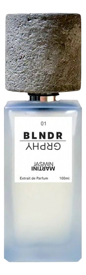 01 Jasmin Martini BLNDRGRPHY